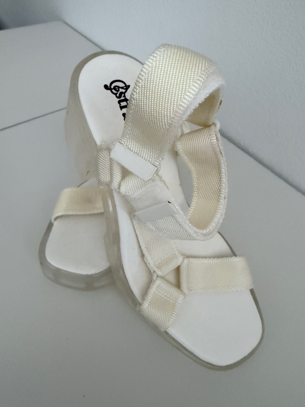 BNWOT Stradivarius Track Sandal in Cream with Transparent Sole